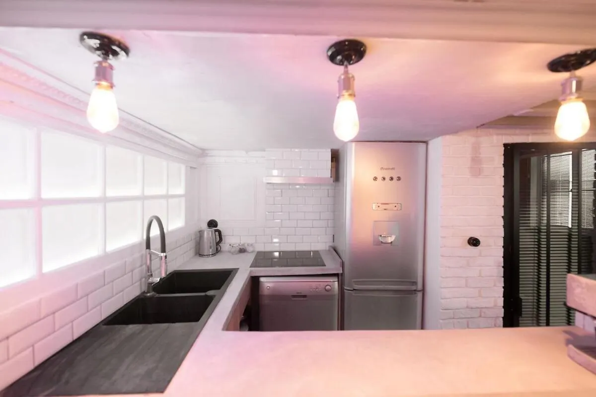 Apartamento Artist'S Mini Loft - Marais París Francia