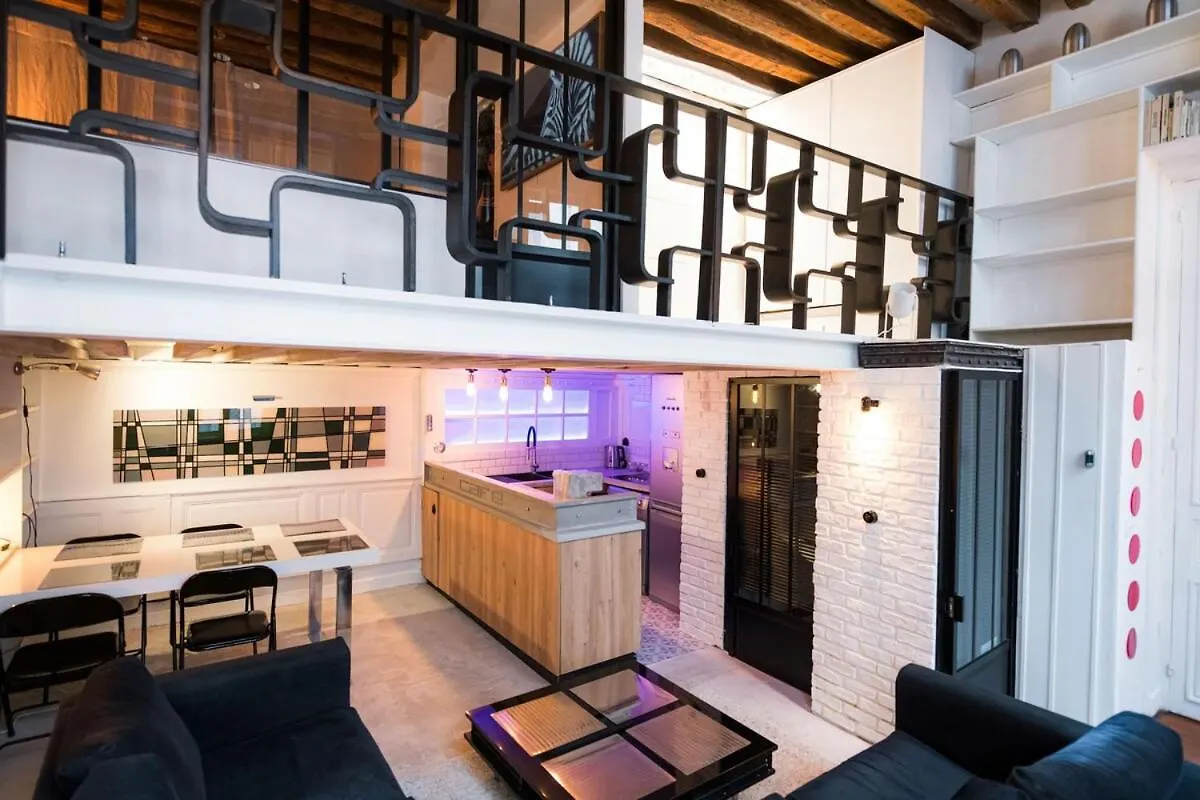 Artist'S Mini Loft - Marais Apartment Paris France