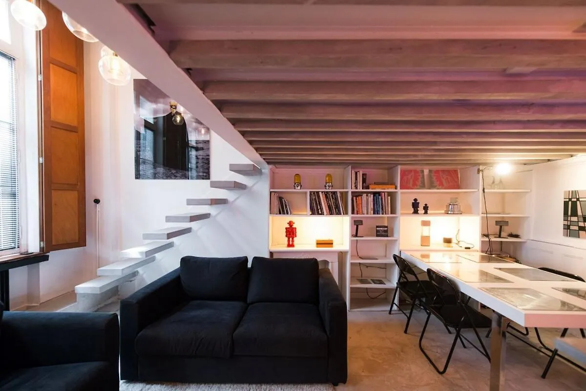 Artist'S Mini Loft - Marais Apartment Paris